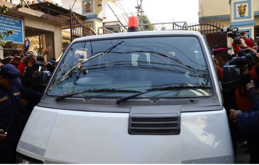 सन्दीप लामिछानेलाई  कारागारबाट अदालत लगियो